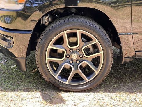 Used 2021 RAM 1500 Sport w/ Level 2 Equipment Group image 7