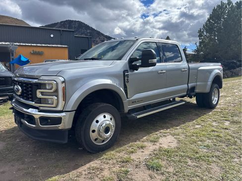 Used 2024 Ford F450 Lariat w/ Camper Package image 3