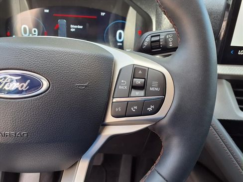 New 2026 Ford Explorer Active w/ Active Comfort Package RWD image 15