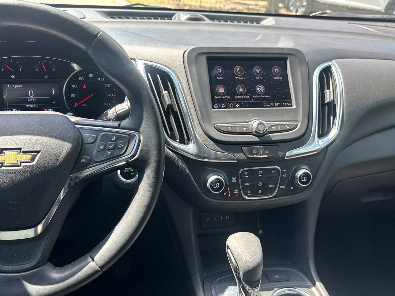 Used 2023 Chevrolet Equinox LT FWD image 15