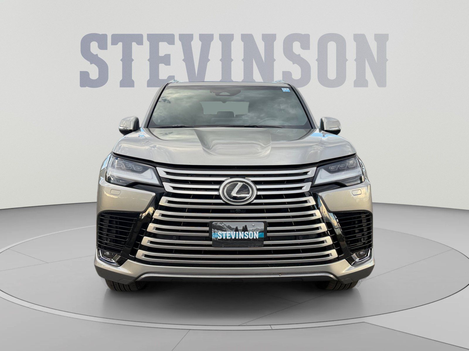 Used 2025 Lexus LX 700h Luxury w/ Accessory Package (Z1) AWD/4WD image 8