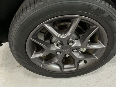 Used 2021 Jeep Grand Cherokee Limited w/ Quick Order Package 28K 80th image 5