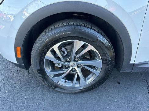 Used 2023 Buick Envision Essence image 10