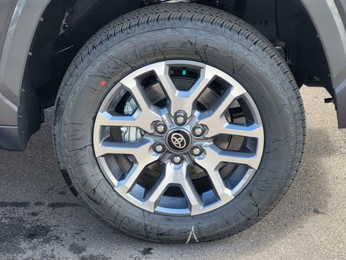 New 2026 Toyota Tundra 1794 Edition AWD/4WD image 7