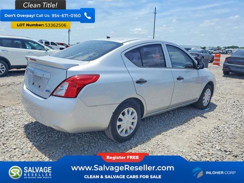 Used 2013 Nissan Versa S Plus FWD image 4