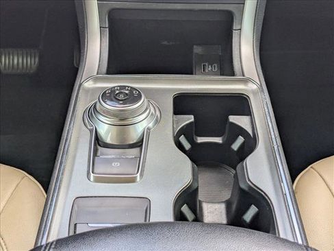 Used 2022 Ford Edge SEL AWD/4WD image 11