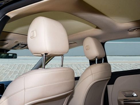 Used 2021 Mercedes-Benz GLA 250 w/ Premium Package image 19