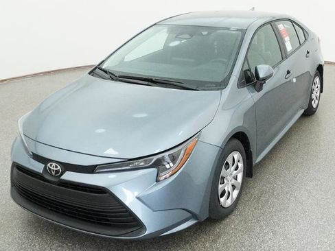 New 2026 Toyota Corolla LE image 3