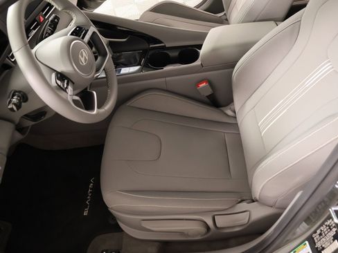 Certified 2026 Hyundai Elantra SEL Sport w/ Cargo Package FWD image 11