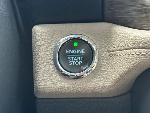 Certified 2022 Ford Expedition Max Limited image 23