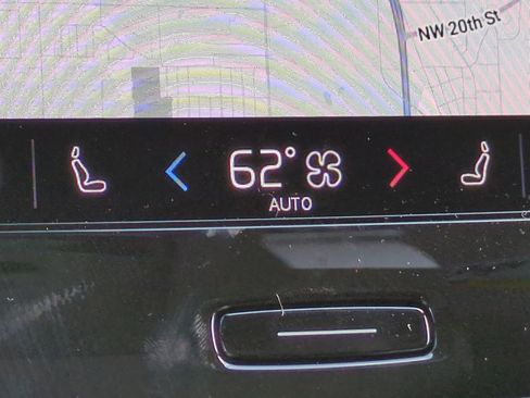 New 2025 Volvo XC40 B5 Core w/ Protection Package Premier image 22