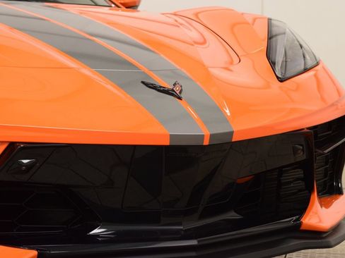 Used 2023 Chevrolet Corvette Stingray Preferred Cpe w/ Z51 Performance Package RWD image 11