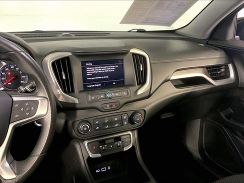 Used 2024 GMC Terrain SLE FWD image 6