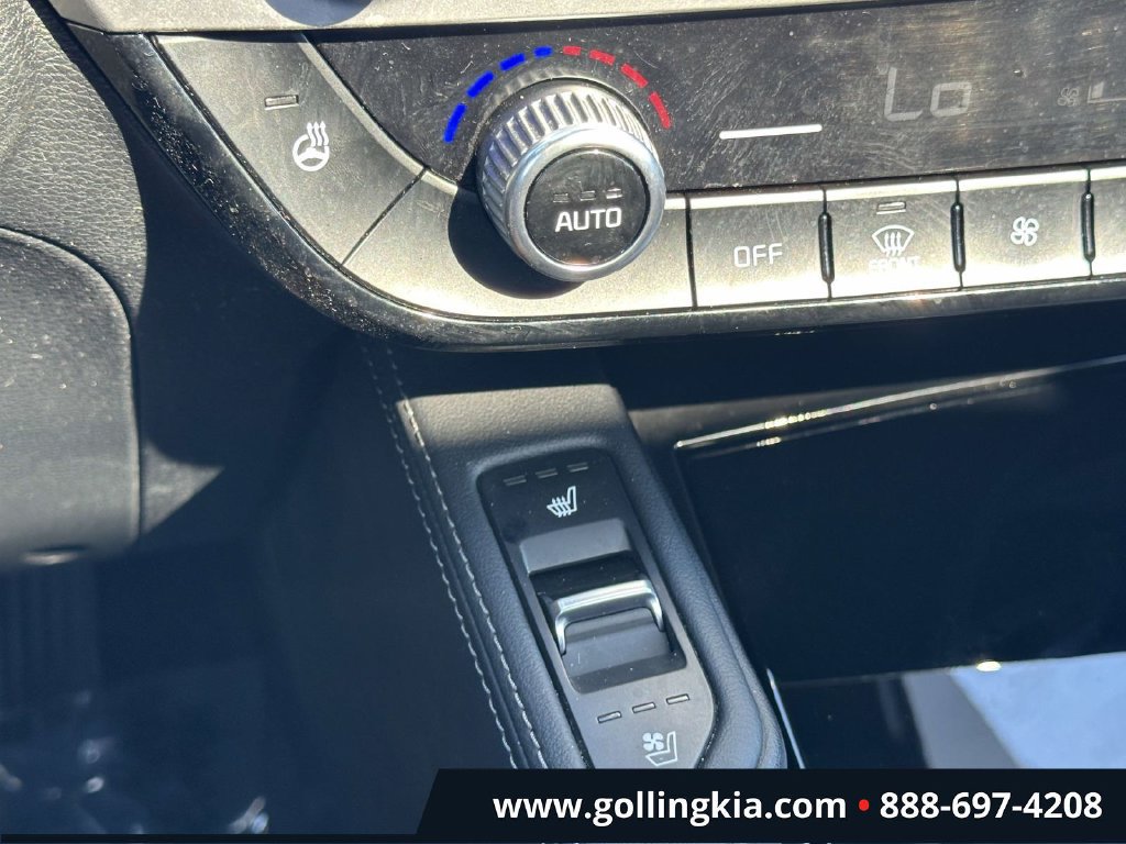 Certified 2024 Kia Telluride EX w/ EX Captain's Chair Package AWD/4WD image 29