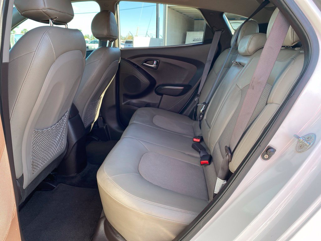 Used 2015 Hyundai Tucson GLS w/ Option Group 02 FWD image 20