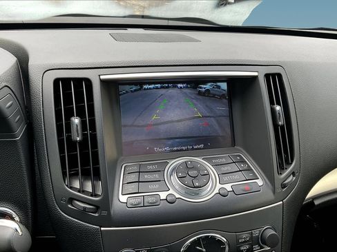 Used 2015 INFINITI Q40 AWD w/ Navigation Package image 14
