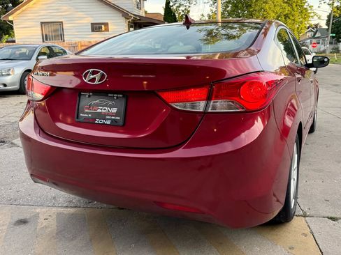 Used 2013 Hyundai Elantra GLS w/ Preferred Pkg image 10