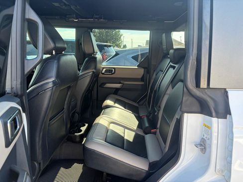 Used 2021 Ford Bronco Wildtrak AWD/4WD image 9