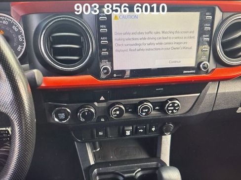 Used 2020 Toyota Tacoma TRD Off-Road image 14