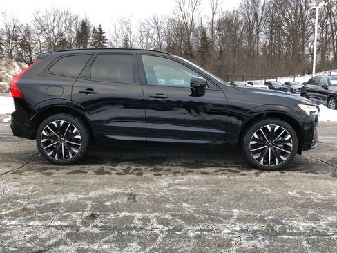 New 2026 Volvo XC60 B5 Ultra w/ Protection Package Premier image 8