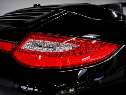 Used 2010 Porsche 911 Carrera 4S AWD/4WD image 35
