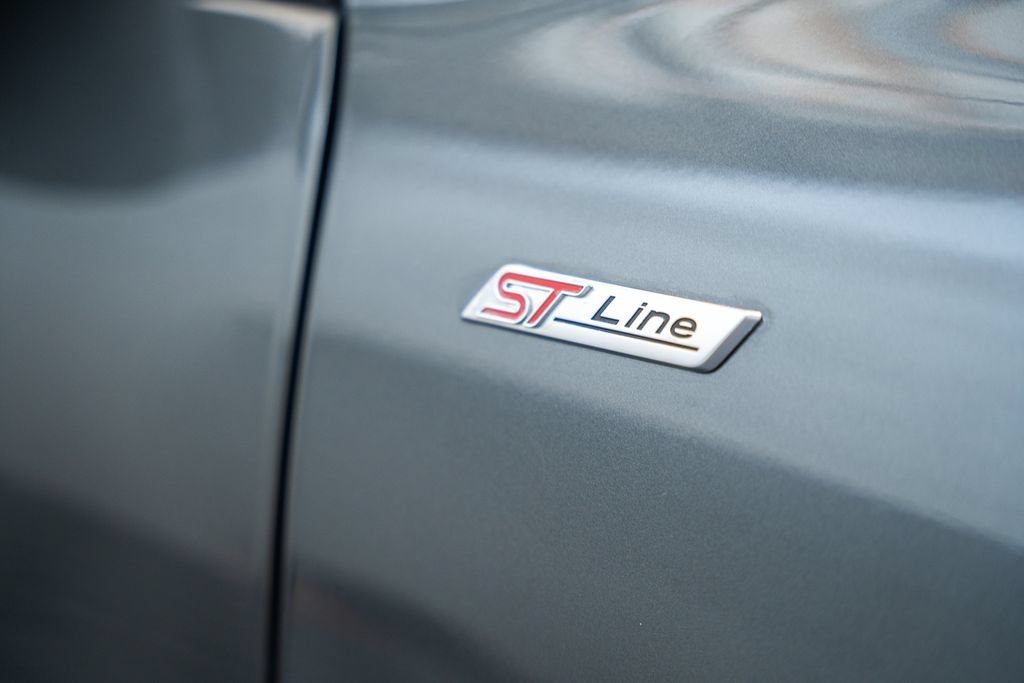 Certified 2024 Ford Escape ST-Line w/ Tech Pack #1 FWD image 15