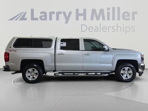 Used 2017 Chevrolet Silverado 1500 LT w/ All Star Edition AWD/4WD image 6