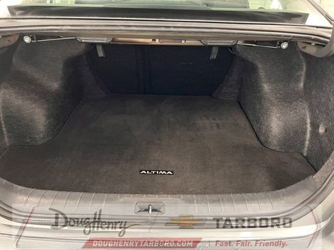 Used 2025 Nissan Altima 2.5 SV FWD image 34