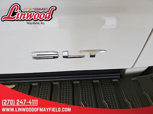 Used 2024 GMC Sierra 1500 SLT w/ X31 Off-Road Package image 12