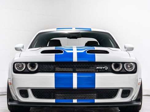 Used 2023 Dodge Challenger SRT Hellcat image 4