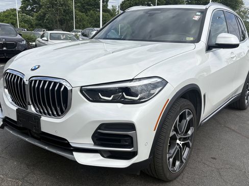 Certified 2022 BMW X5 xDrive40i AWD/4WD image 5