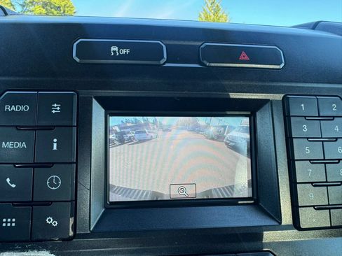 Used 2020 Ford F250 XL w/ Power Equipment Group AWD/4WD image 17
