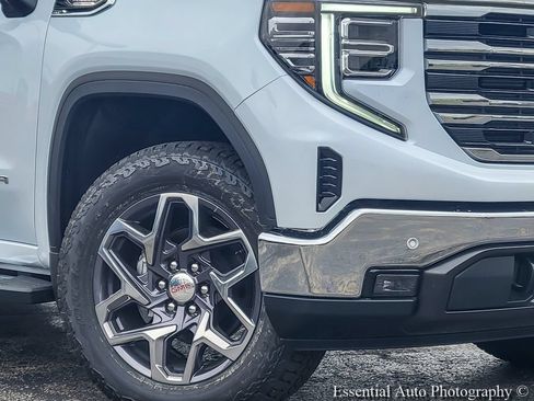 New 2026 GMC Sierra 1500 SLT w/ SLT Premium Plus Package AWD/4WD image 3