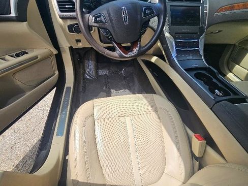 Used 2015 Lincoln MKZ w/ Equipment Group 102A Reserve FWD image 10