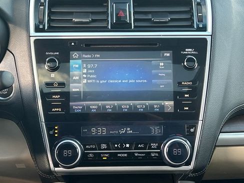 Used 2018 Subaru Outback 3.6R Limited image 19