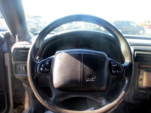 Used 2000 Chevrolet Camaro Z28 w/ Preferred Equipment Group 2 image 12