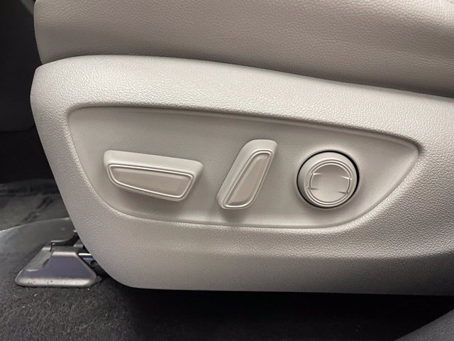 Used 2020 Toyota Highlander Platinum AWD/4WD image 10