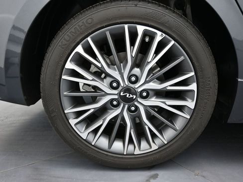 Used 2024 Kia Forte GT-Line image 15