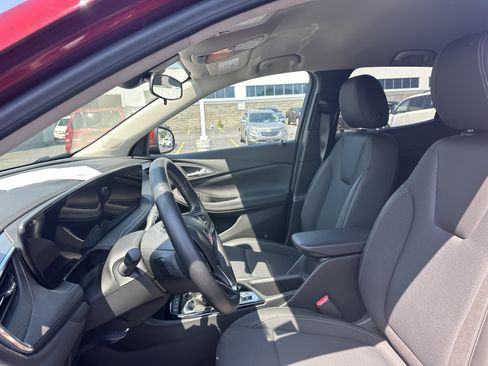 Used 2024 Buick Encore GX Preferred w/ Comfort Package AWD/4WD image 12