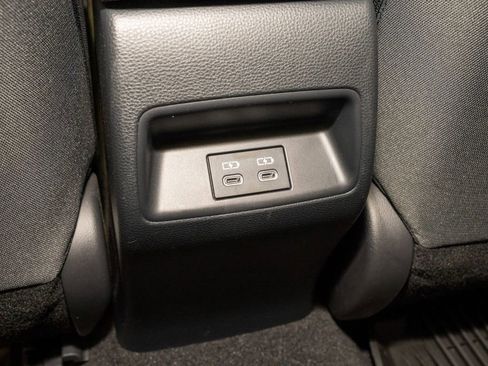 Certified 2023 Toyota Corolla LE image 7