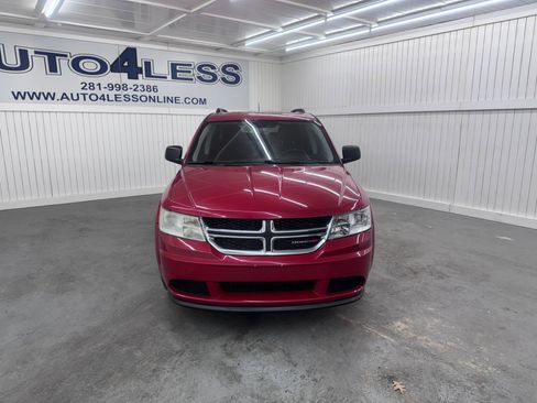 Used 2016 Dodge Journey SE w/ Flexible Seating Group image 2