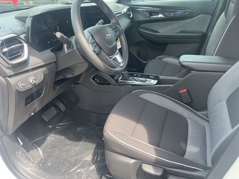 New 2026 Chevrolet TrailBlazer LT w/ Midnight Edition AWD/4WD image 11