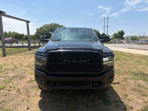 Used 2020 RAM 2500 Limited AWD/4WD image 2