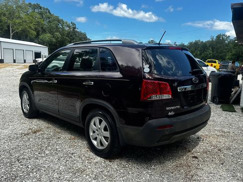 Used 2012 Kia Sorento LX w/ Convenience Pkg FWD image 5