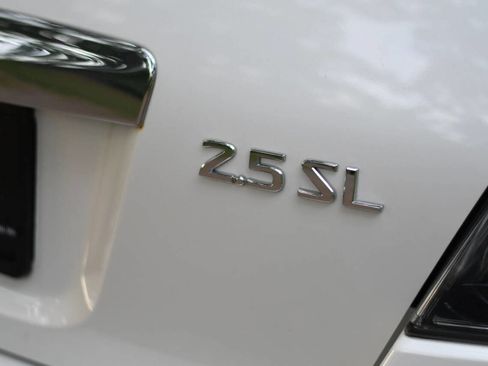 Used 2011 Nissan Altima 2.5 SL w/ 2.5SL Pkg image 7