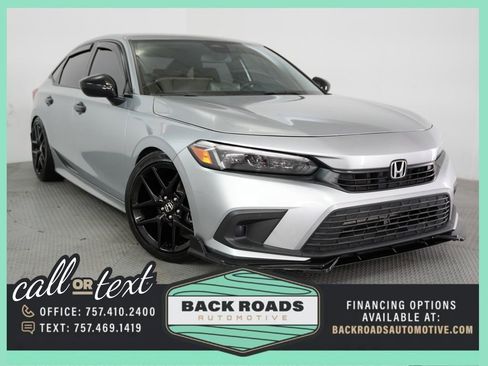 Used 2024 Honda Civic Sport image 1