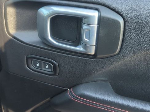 Used 2021 Jeep Wrangler Unlimited Rubicon image 28