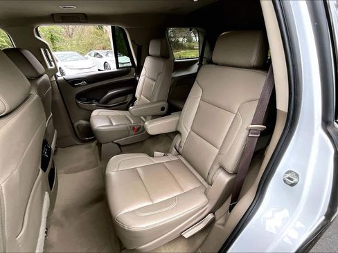 Used 2020 Chevrolet Tahoe LT image 19