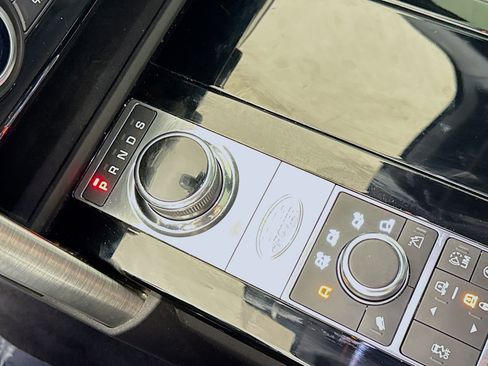 Used 2017 Land Rover Discovery HSE Luxury image 20