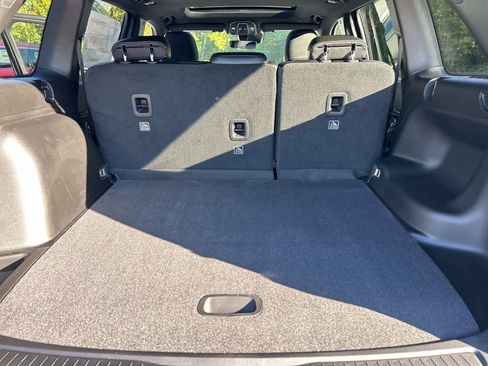 New 2025 Jeep Grand Cherokee Laredo image 34